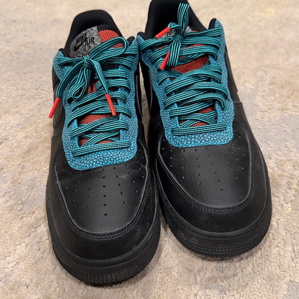 Size 11- Nike Air Force 1 '07 LV8 4 Black Obsidian Mist in EUC no box - Picture 2 of 10